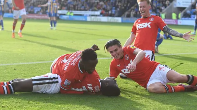 Shrewsbury – Charlton 0-1  