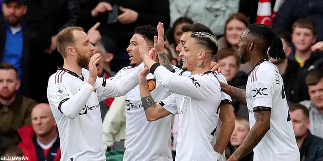 Nottingham Forest 0 - 2 Manchester United