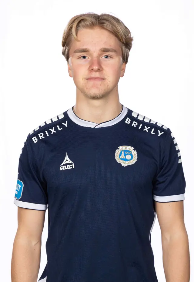33. Sebastian Lagerlund