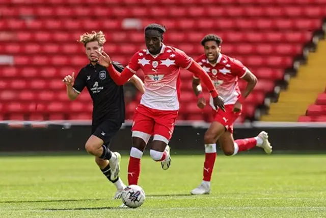 Barnsley krossade Port Vale i premiären