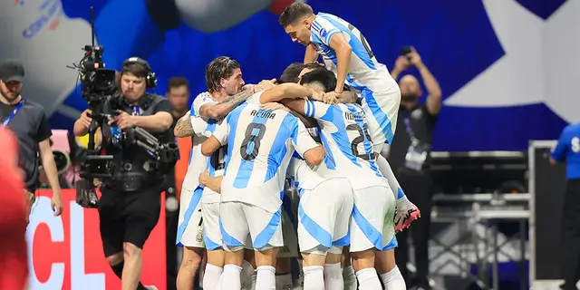 Argentina vann öppningsmatchen