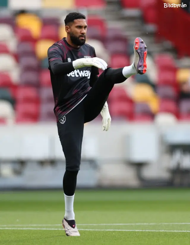 Wes Foderingham