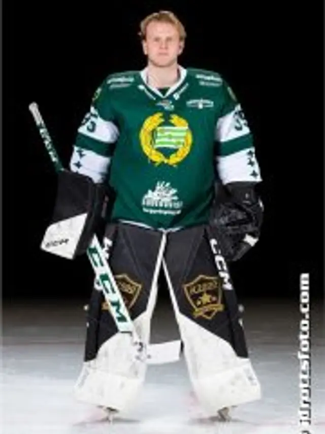 35. Oliver Palm