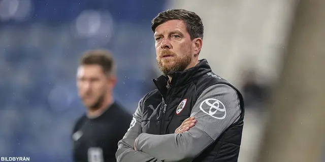 Inför matchen mot Mansfield Town - Darrell Clarke har fått sparken