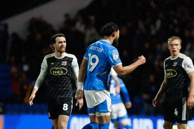 Tung seger för Stockport County i en stormig tillställning