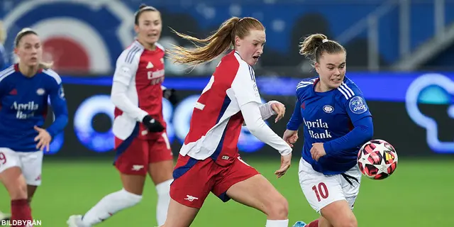 Women: Gunners på väg att handla forward