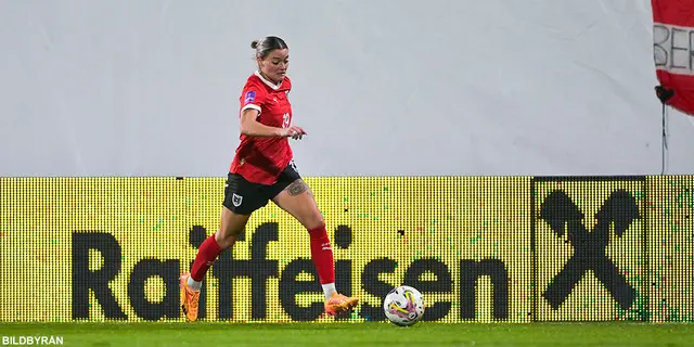 West Ham signar Verena Hanshaw