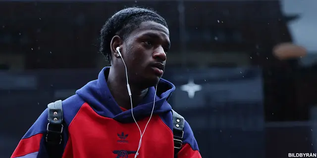 Ayden Heaven lämnar för Manchester United