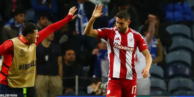 Olympiakos krönte 100-årsjubileumet med en dubbel