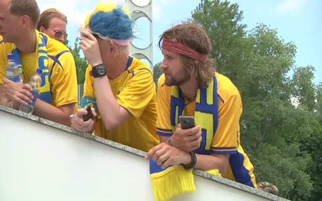 FANTV från Kiev: Tusentals fans på Sveriges träning