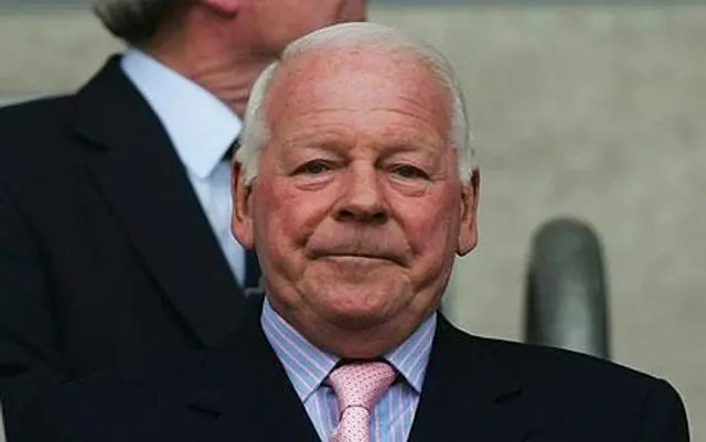 Dave Whelan- en polariserande figur