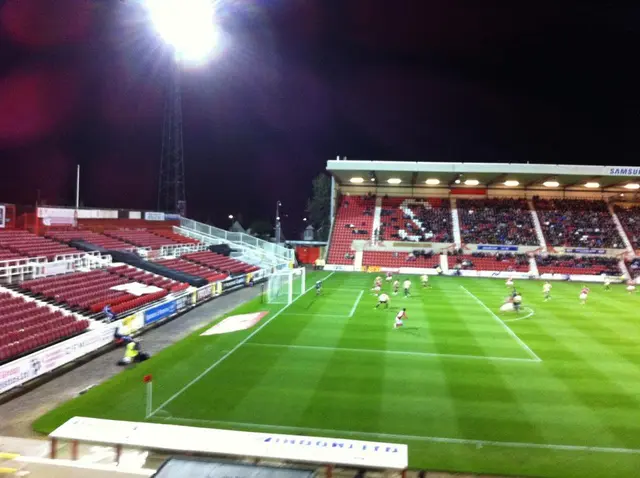 Swindon Town - Crewe Alexandra 4-1