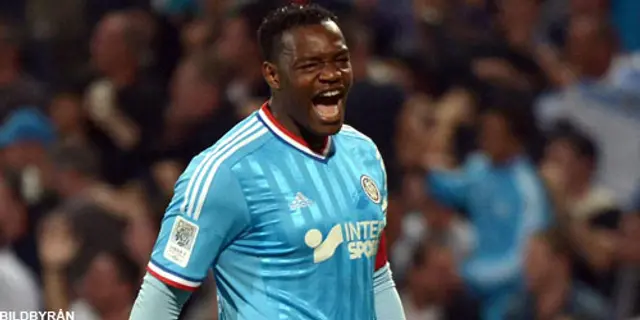 Mandanda förlänger med Marseille