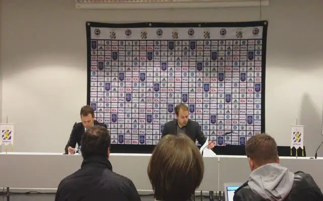 FANTV: Stahre och Alm analyserar snabbt matchen under presskonferensen