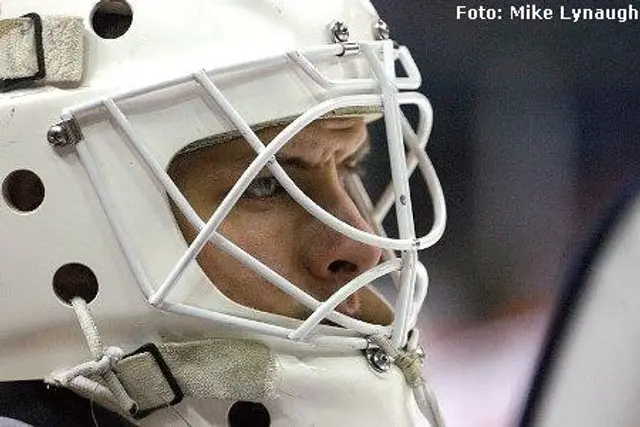 Islanders signar Martin Biron