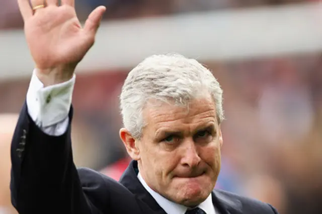 EXTRA: QPR sparkar Mark Hughes