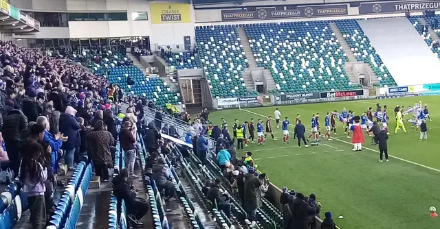 När Fittja bollplan blev Windsor Park