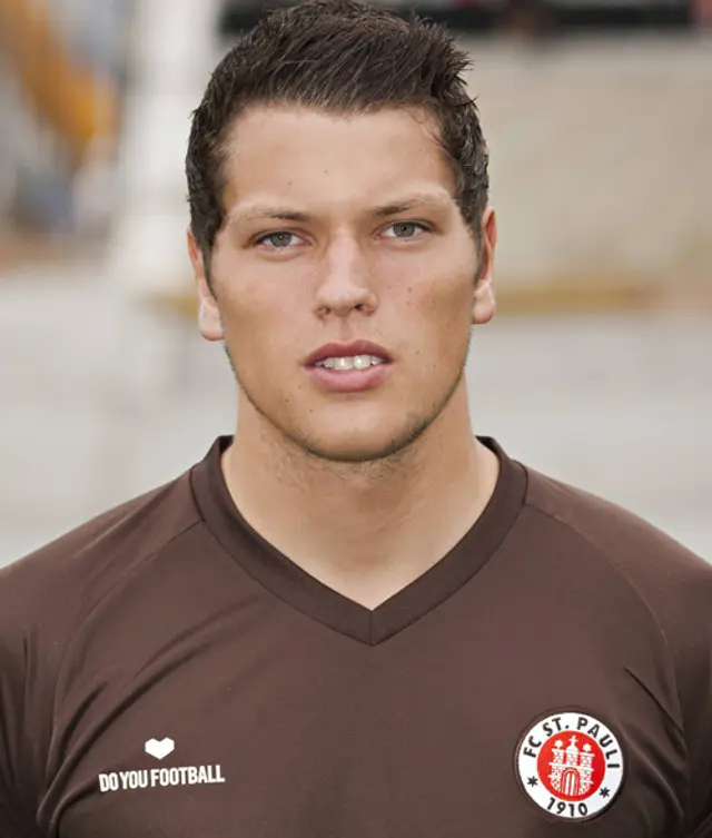  Daniel Ginczek