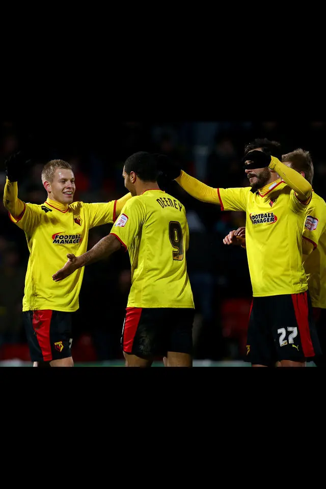 Watford krossade Huddersfield