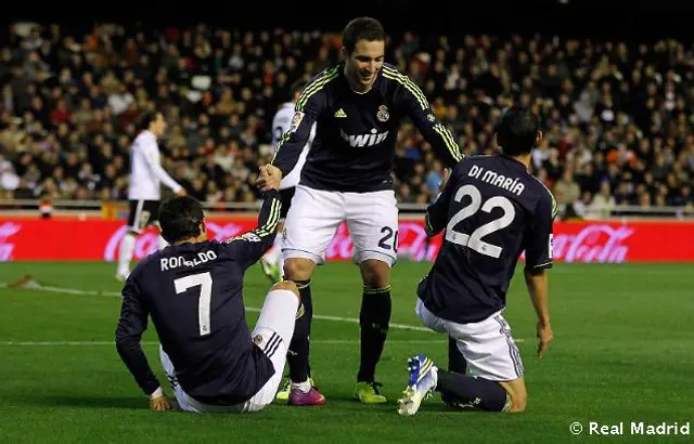 Valencia – Real Madrid 0-5: Fotboll är bara en lek