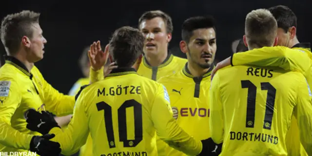 Dortmund-Frankfurt: Hattrick av Reus