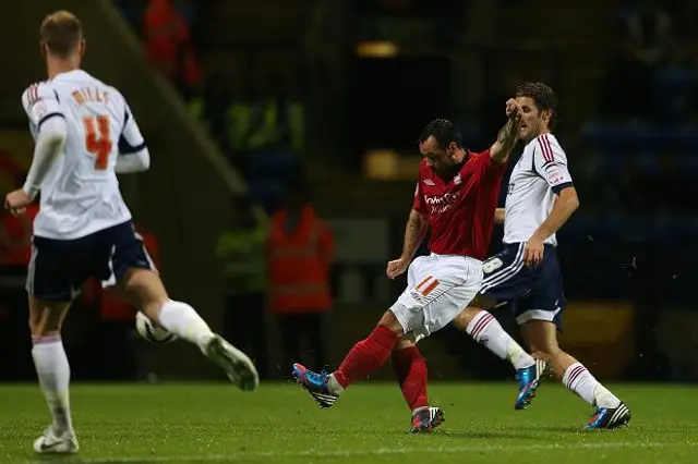 Forest - Barnsley 0-0