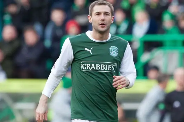 Kevin Thomson klar för Hibernian - spelar utan lön säsongen ut.