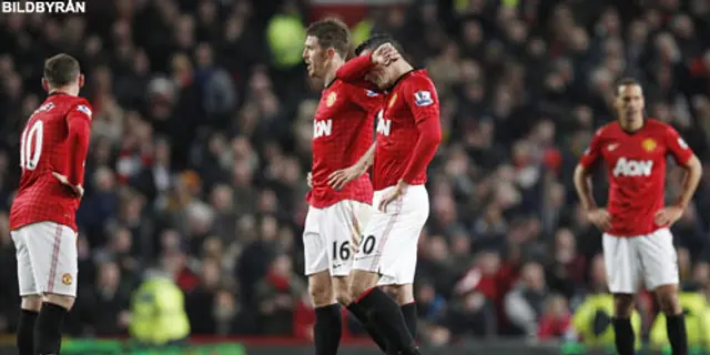 Carrick hyllar Rooney