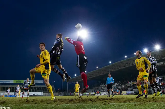 Mållöst derby trots jättechanser