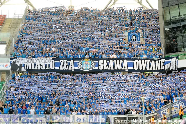 Legia Warszawa - Lech Poznan: Det börjar lukta guld
