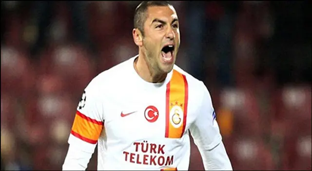 Burak Yilmaz på väg till Kina