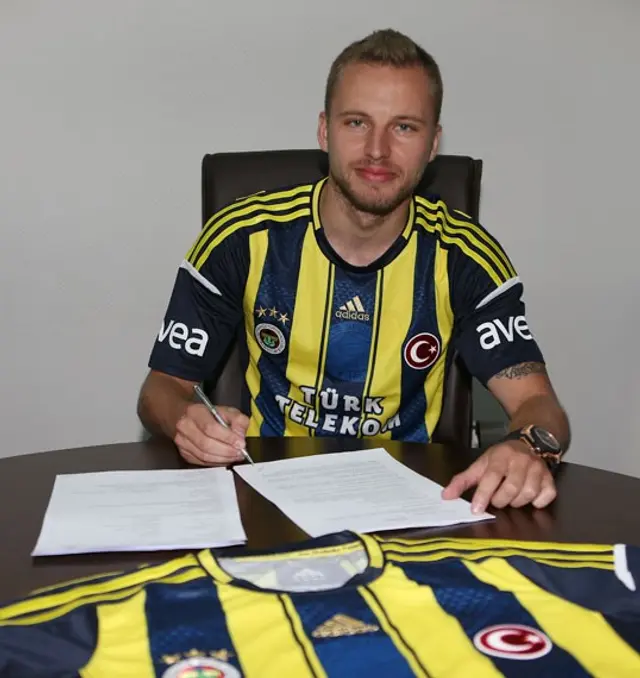 OFFICIELLT: Michal Kadlec till Fenerbahçe