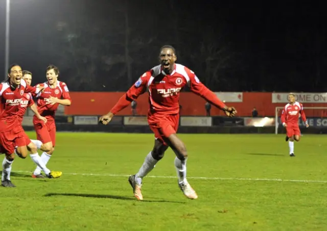 Acheampong till Ebbsfleet