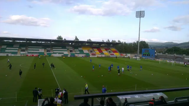 Camp Jameson: Direktrapport från Drogheda - MFF: Slut 0-0