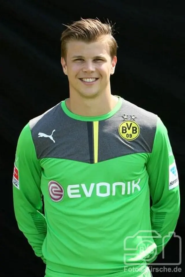 Mitchell Langerak