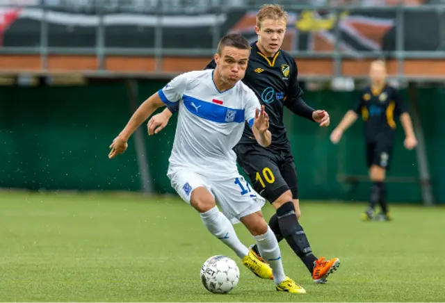 Szymon Drewniak
