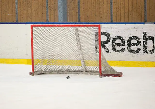 Hockeyförbundet blandar och ger 