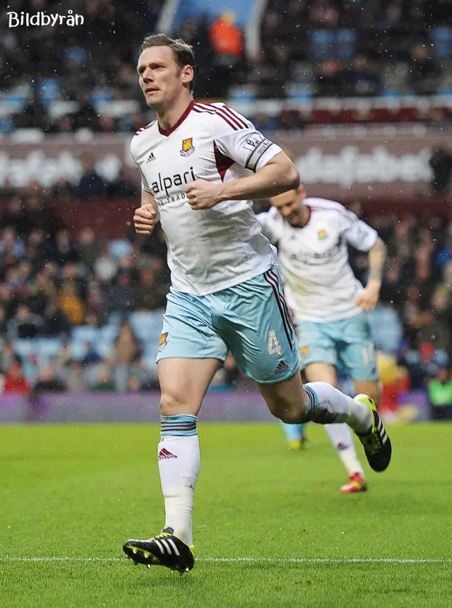 Kevin Nolan lämnar West Ham