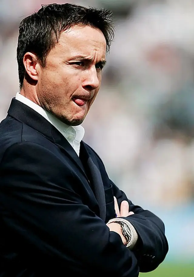 Dennis Wise sparkad!