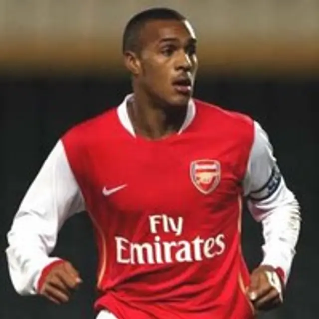 Jay Simpson, från Emirates via orienten till Orient