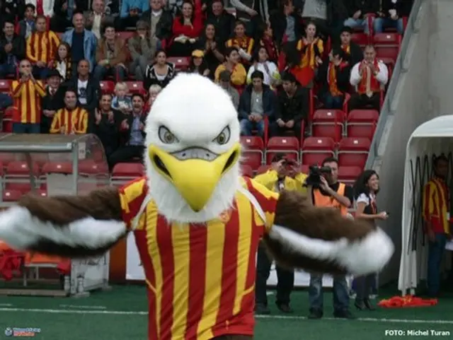 F&ouml;lj matchen live: Ume&aring; FC - Syrianska FC