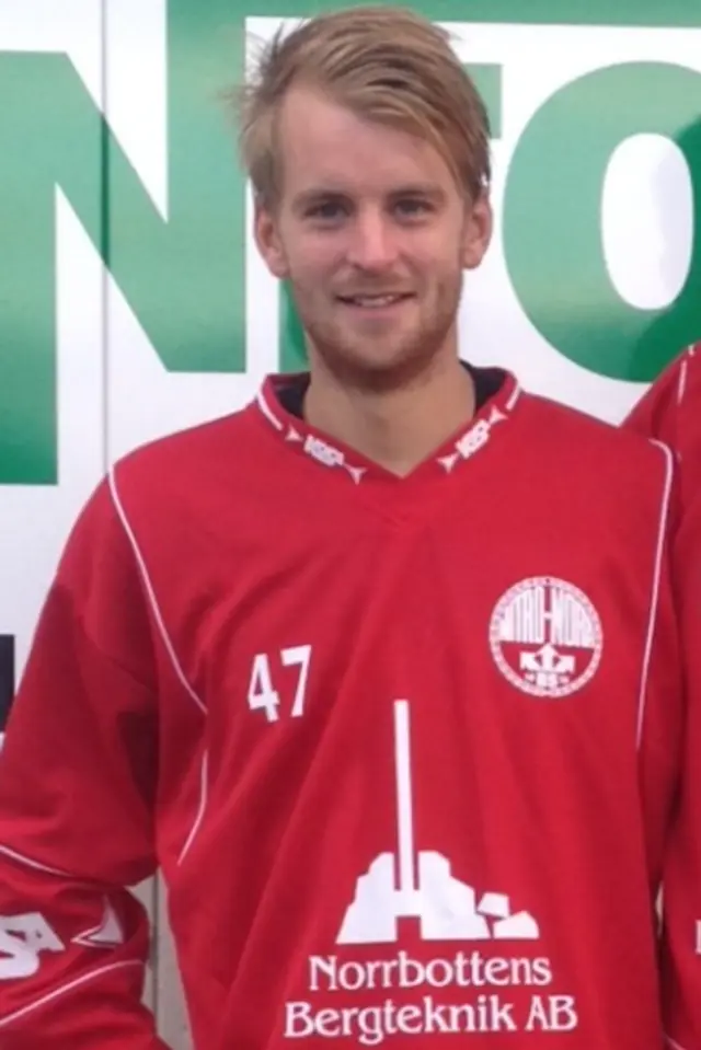 Jacob Claesson in på skinnet