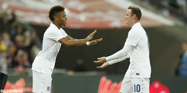 Sterling njuter av att träna med Rooney