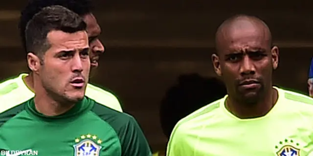 Maicon istället för Alves?