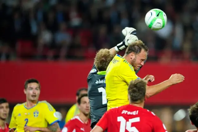 Robert Almer hade en lugn kväll på Ernst Happel Stadium