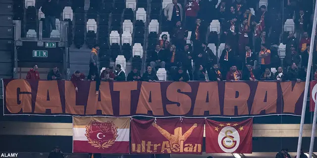 Galatasaray-fans portas från bortamötet med Liverpool