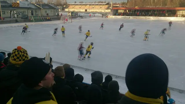 Gulsvart på fall i Katrineholm - Kalle Jonsson skadad