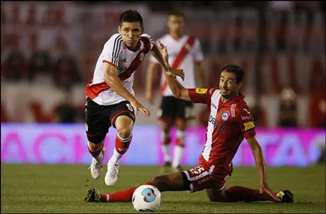 Favoriten River Plate på väg ur Copa Libertadores