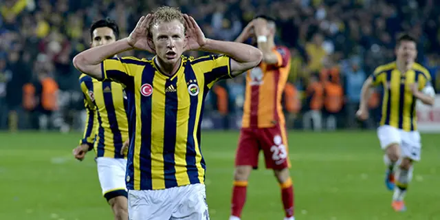 Dirk Kuyt - derbyvinnare