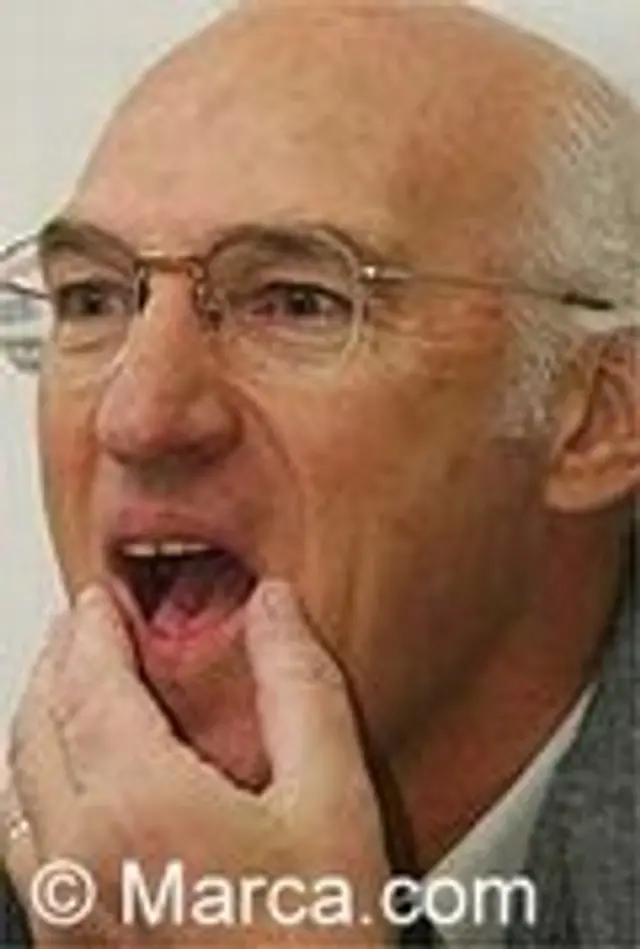 Atlético sparkar Carlos Bianchi